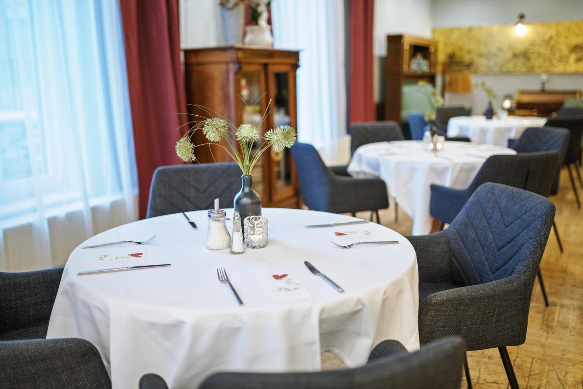 Landgasthof Schmid - Unterkunft & Restaurant Hotel Sitzenberg Buitenkant foto